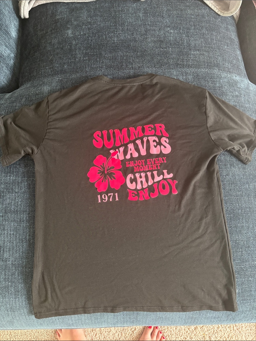 Summer Waves Graphic Tee